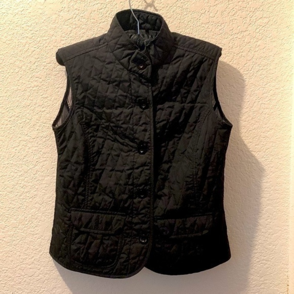 Van Heusen  small black vest